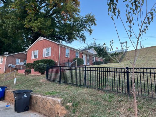 163/165 Westdale Ave Duplex 163/165 Westdale Ave